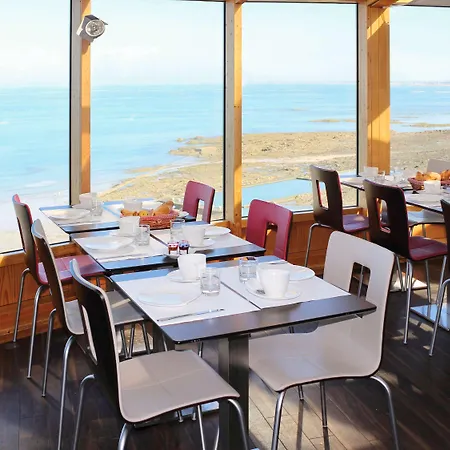 Hotell Mercure Le Grand Large 4*