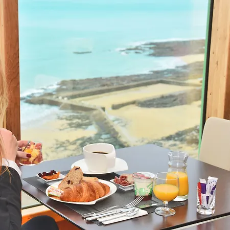 Mercure Le Grand Large Hotell 4*