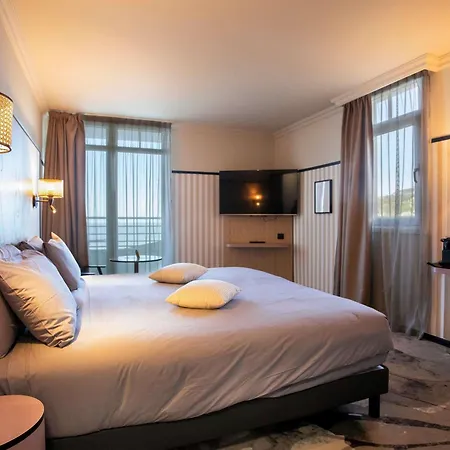 Mercure Le Grand Large Hotel 4*