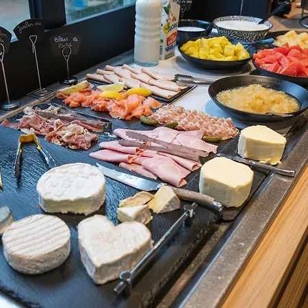 Hotel Mercure Le Grand Large 4*