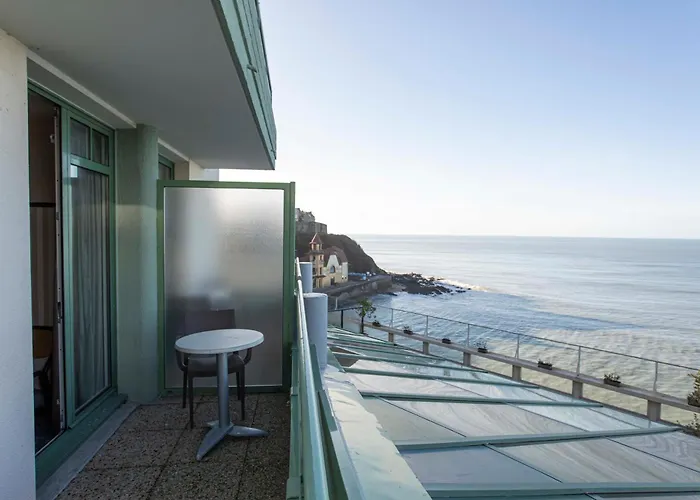 호텔 Mercure Le Grand Large 4*