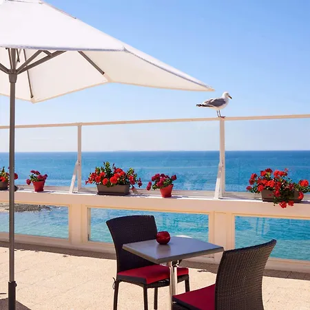 Mercure Le Grand Large Отель