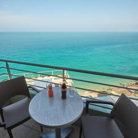 Mercure Le Grand Large Hotel 4*