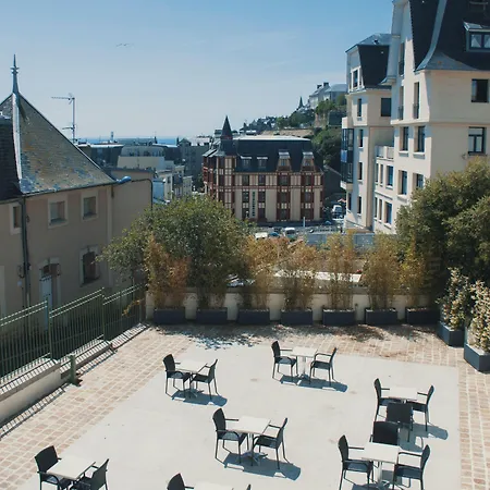 Hotel Mercure Le Grand Large 4*