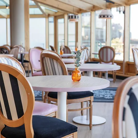 Mercure Le Grand Large Hotel