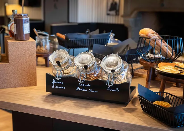 Отель Mercure Le Grand Large 4*