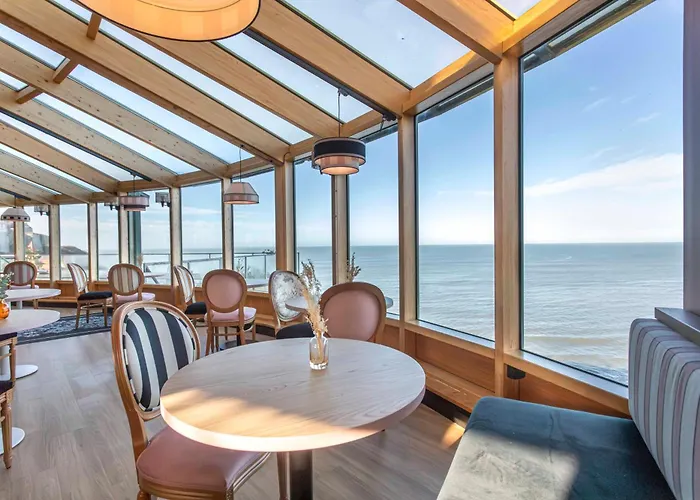 Mercure Le Grand Large Гранвиль