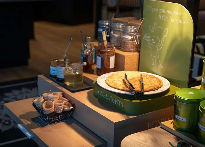 Отель Mercure Le Grand Large